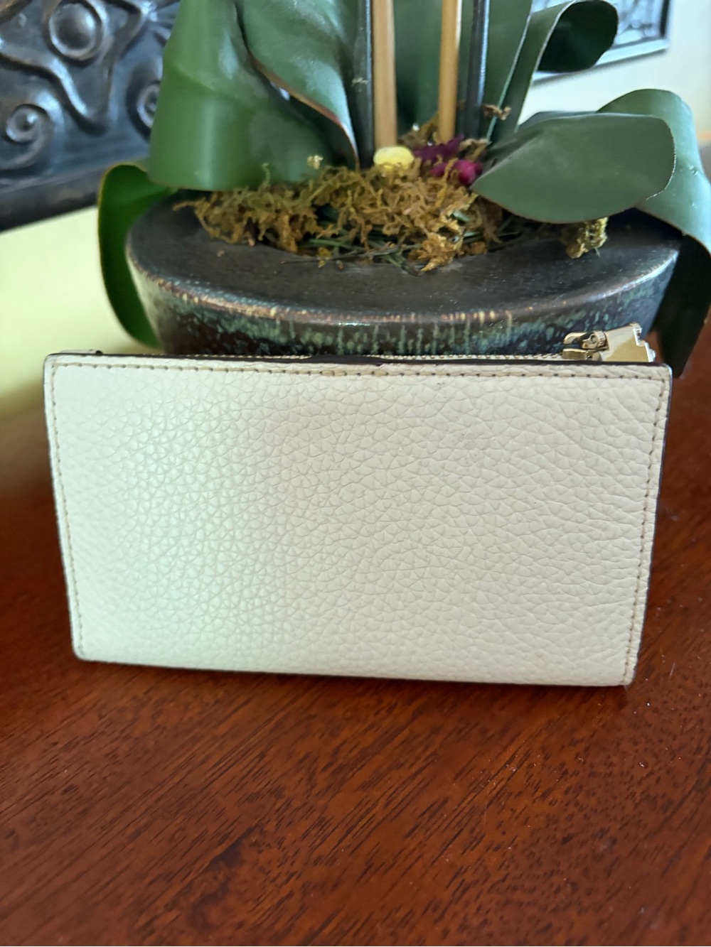 Kate Spade New York Adel Small Slim Bifold Wallet Ivory Y2K  B000745 - Picture 2 of 7
